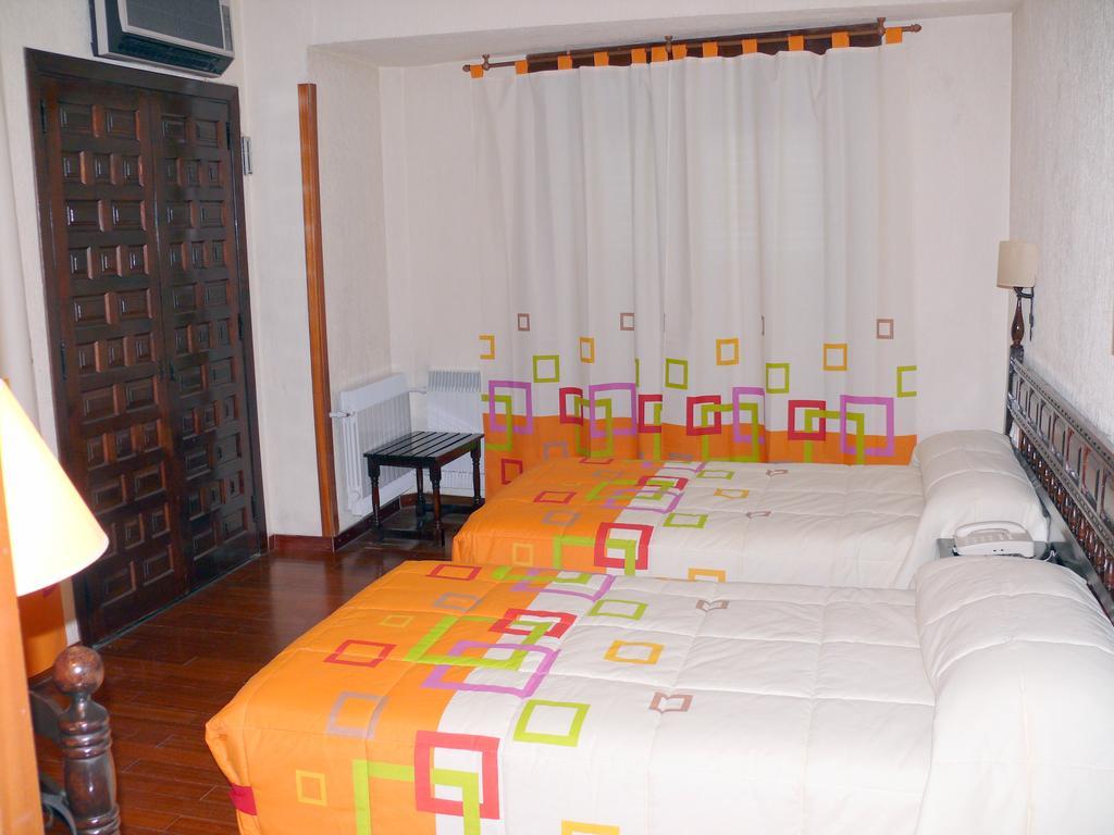 Hotel Restaurante Las Galias Zuera Pokój zdjęcie