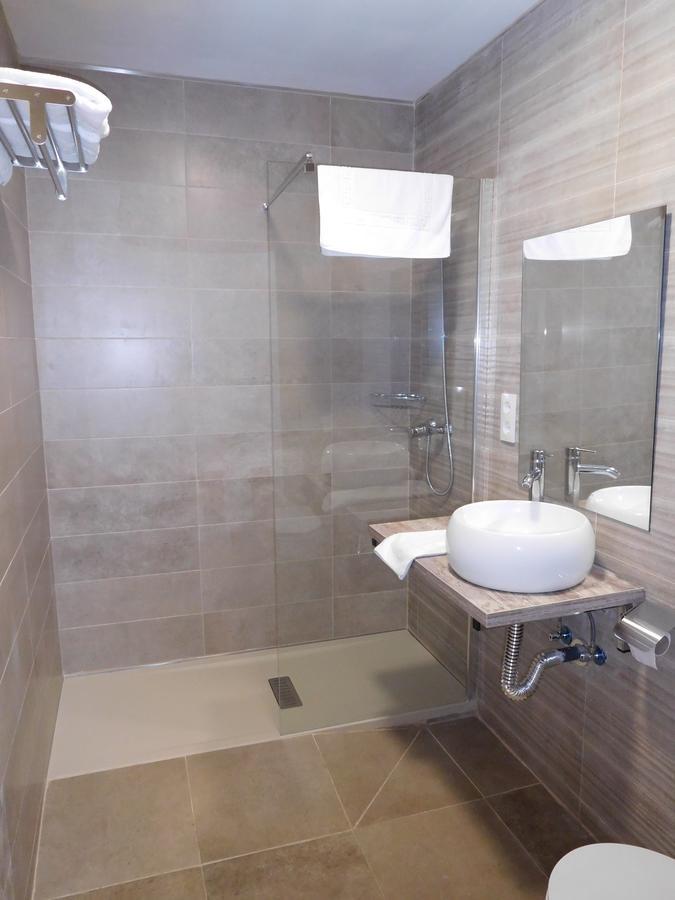 Hotel Restaurante Las Galias Zuera Zewnętrze zdjęcie