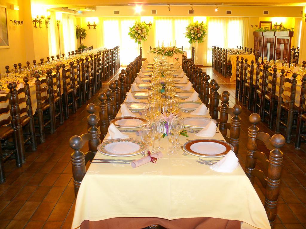 Hotel Restaurante Las Galias Zuera Zewnętrze zdjęcie