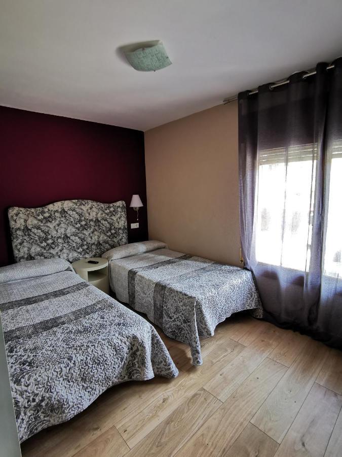 Hotel Restaurante Las Galias Zuera Zewnętrze zdjęcie
